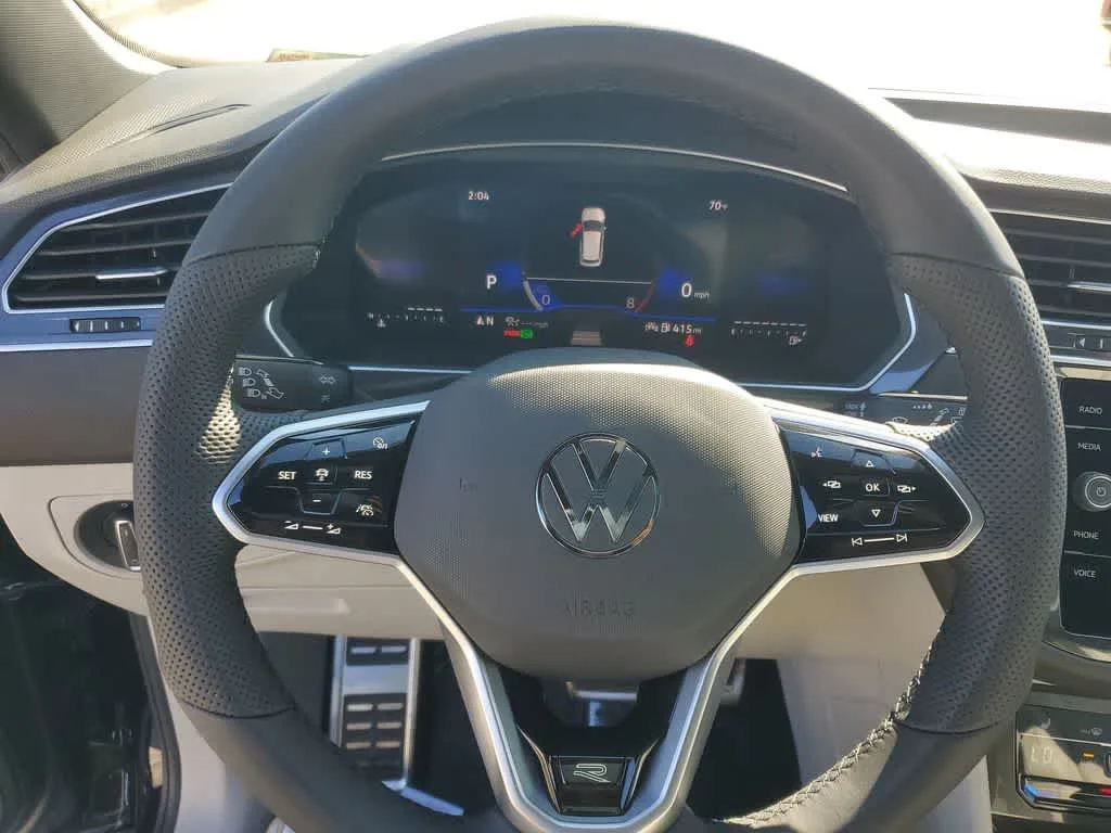 2024 Volkswagen Tiguan SE R-Line Black photo 20