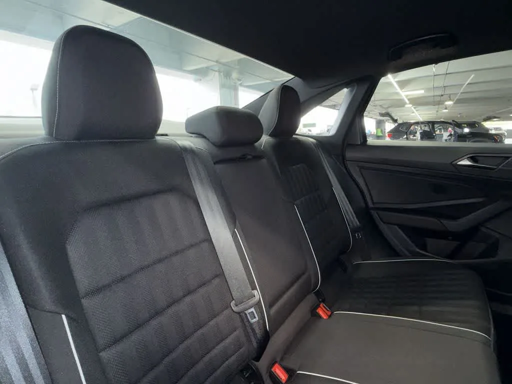 2022 Volkswagen Jetta Sport photo 26