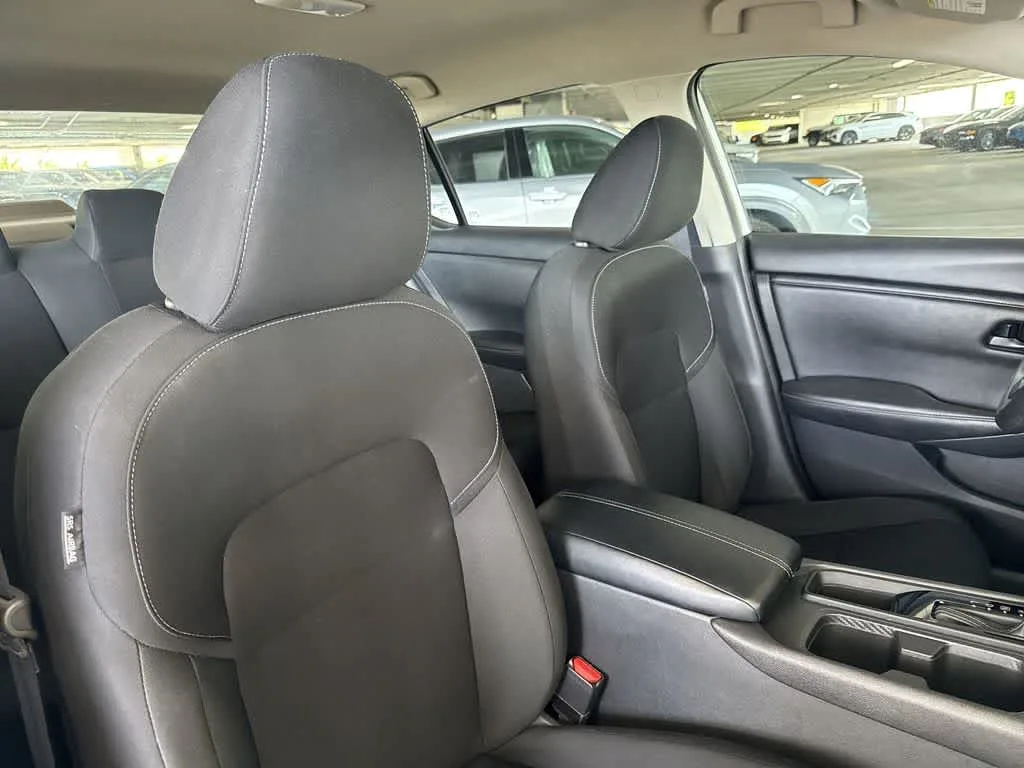 2025 Nissan Sentra S photo 27