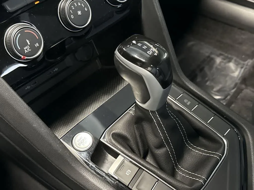 2024 Volkswagen Taos S photo 20