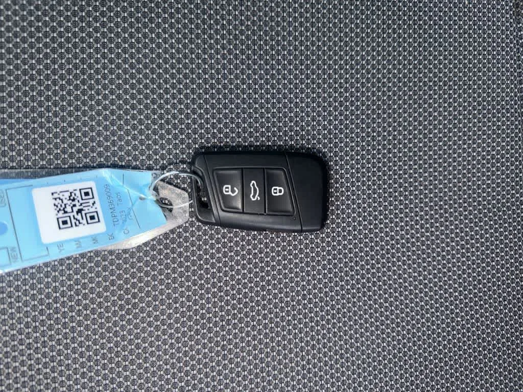 2023 Volkswagen Taos S photo 28