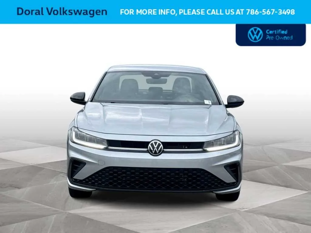 2025 Volkswagen Jetta Sport photo 3