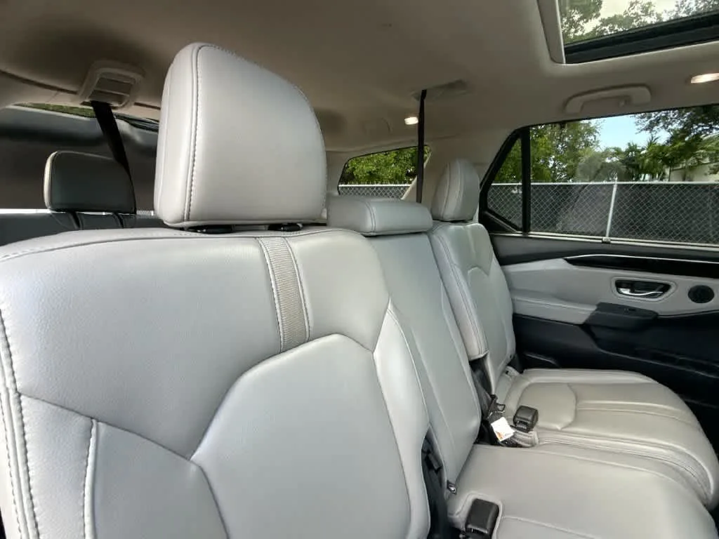 2024 Honda Pilot Touring photo 26