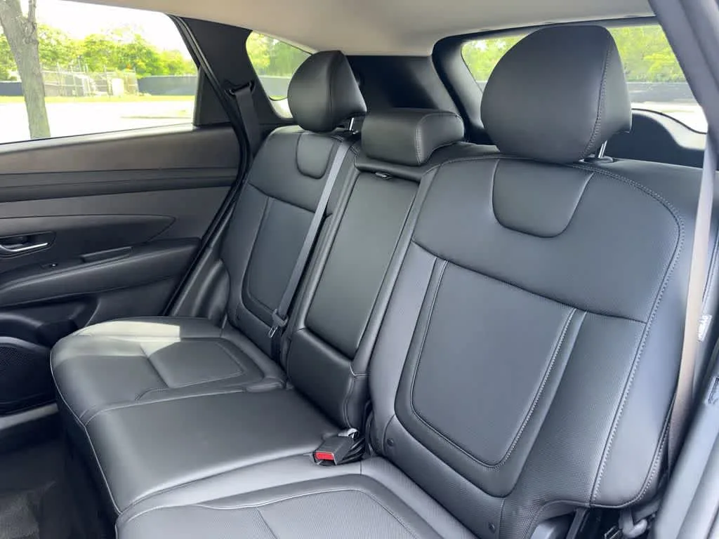 2025 Hyundai Tucson SEL Convenience photo 22