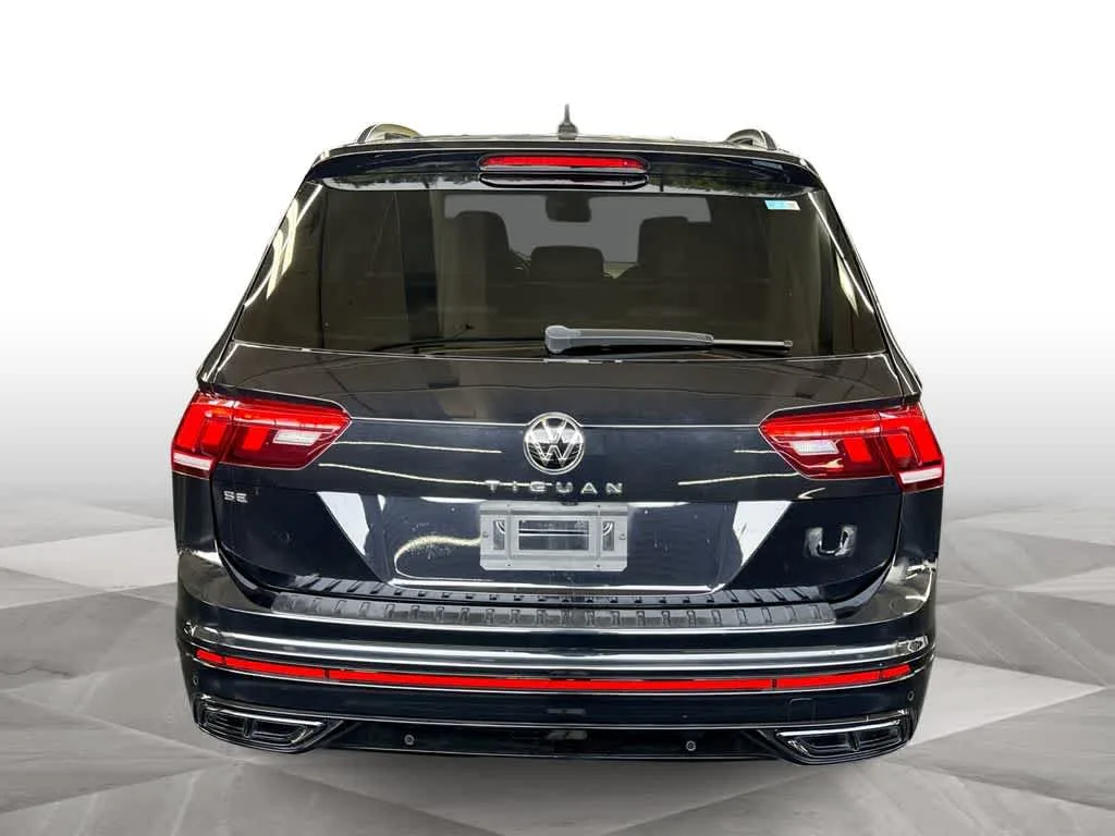2023 Volkswagen Tiguan SE R-Line Black photo 7