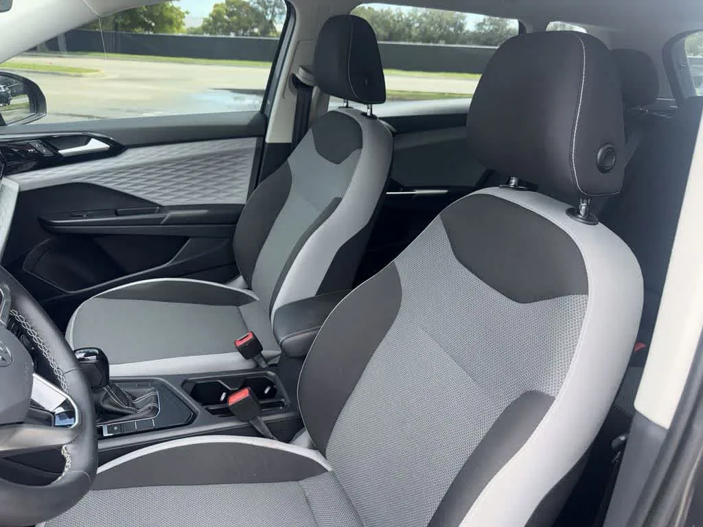 2023 Volkswagen Taos S photo 14
