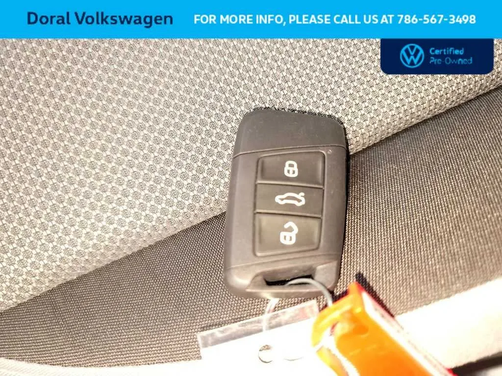 2023 Volkswagen Taos S photo 32