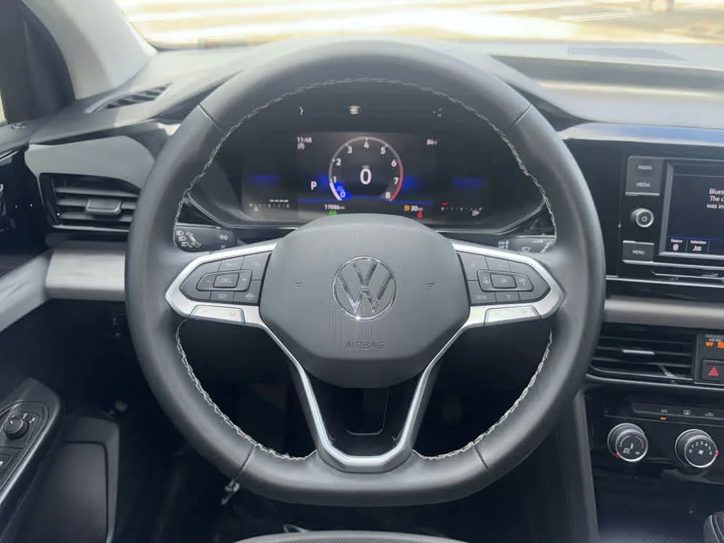 2023 Volkswagen Taos S photo 15