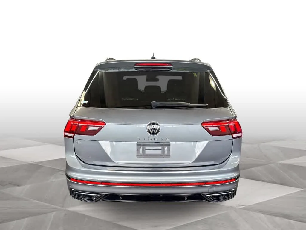 2023 Volkswagen Tiguan SE R-Line Black photo 7