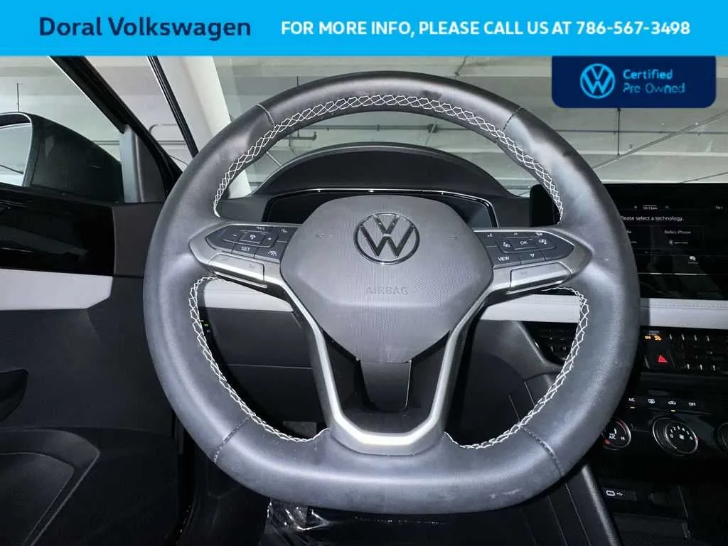 2025 Volkswagen Taos S photo 15
