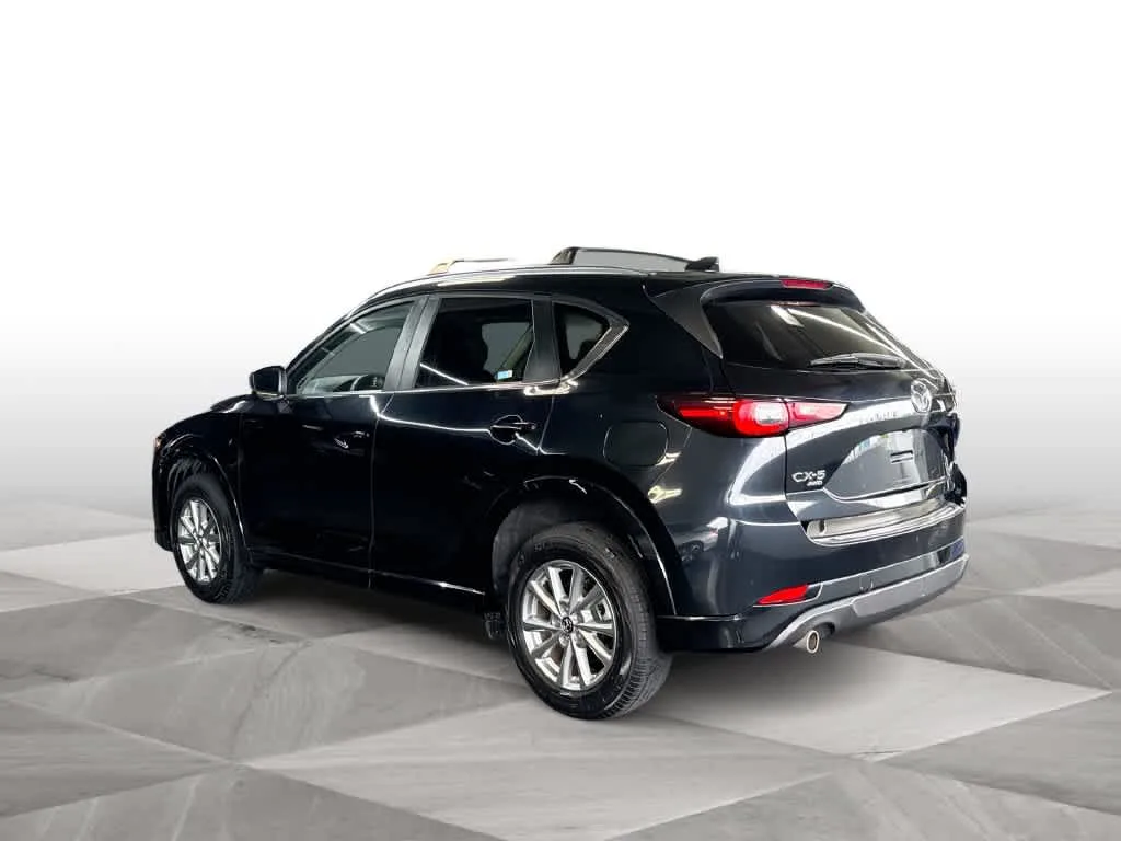 2024 Mazda CX-5 2.5 S Preferred Package photo 6
