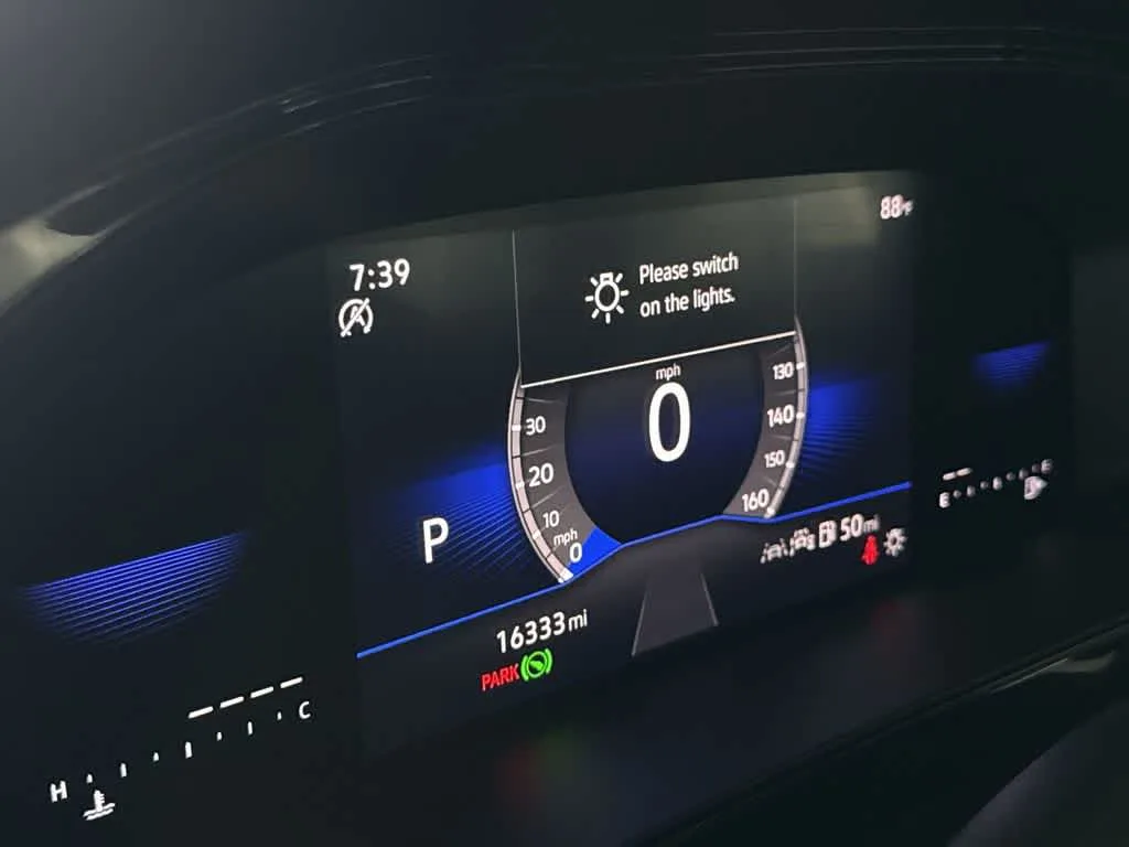 2024 Volkswagen Taos S photo 16