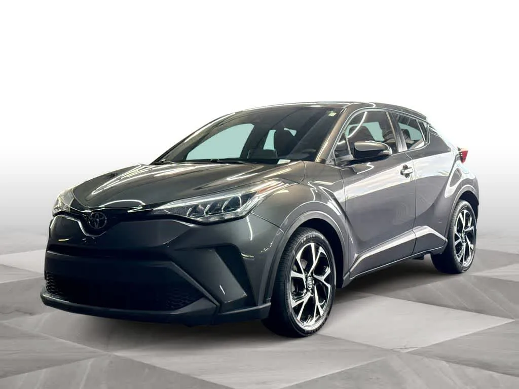 2022 Toyota C-HR XLE photo 4