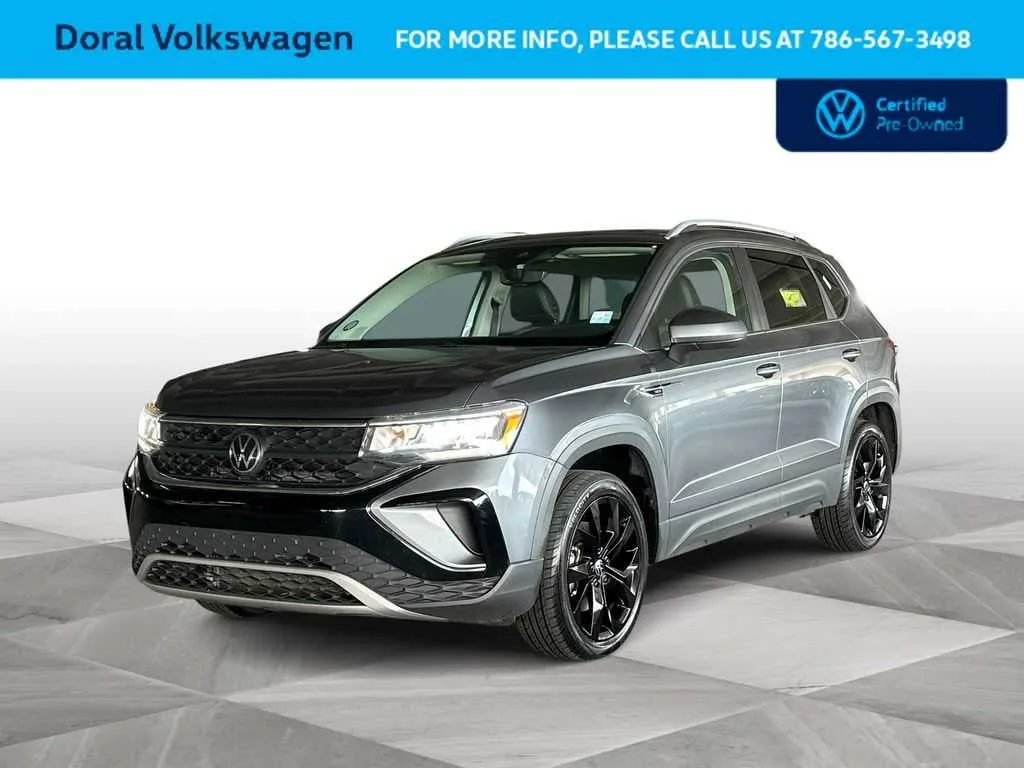 2023 Volkswagen Taos SE photo 4