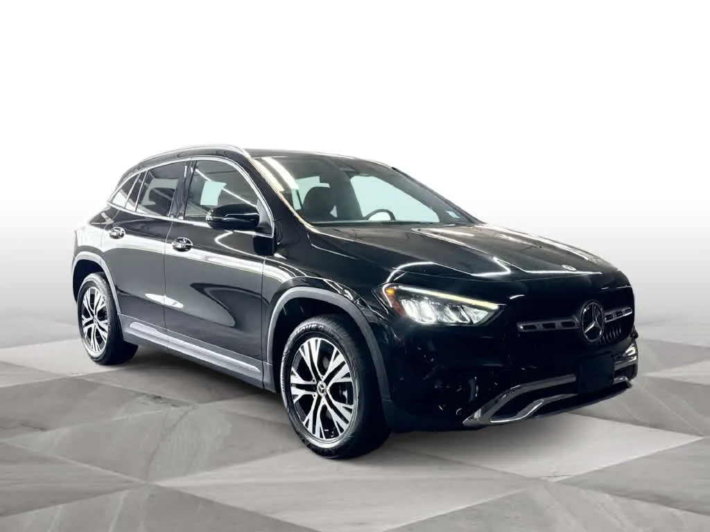 2025 Mercedes-Benz GLA 250 GLA 250 photo 2
