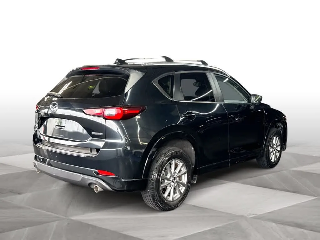 2024 Mazda CX-5 2.5 S Preferred Package photo 8