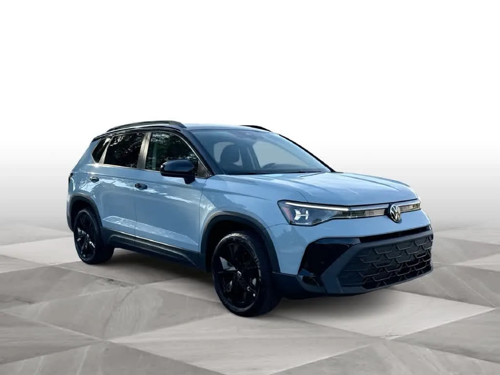 2026 Volkswagen Taos SE Black photo 2