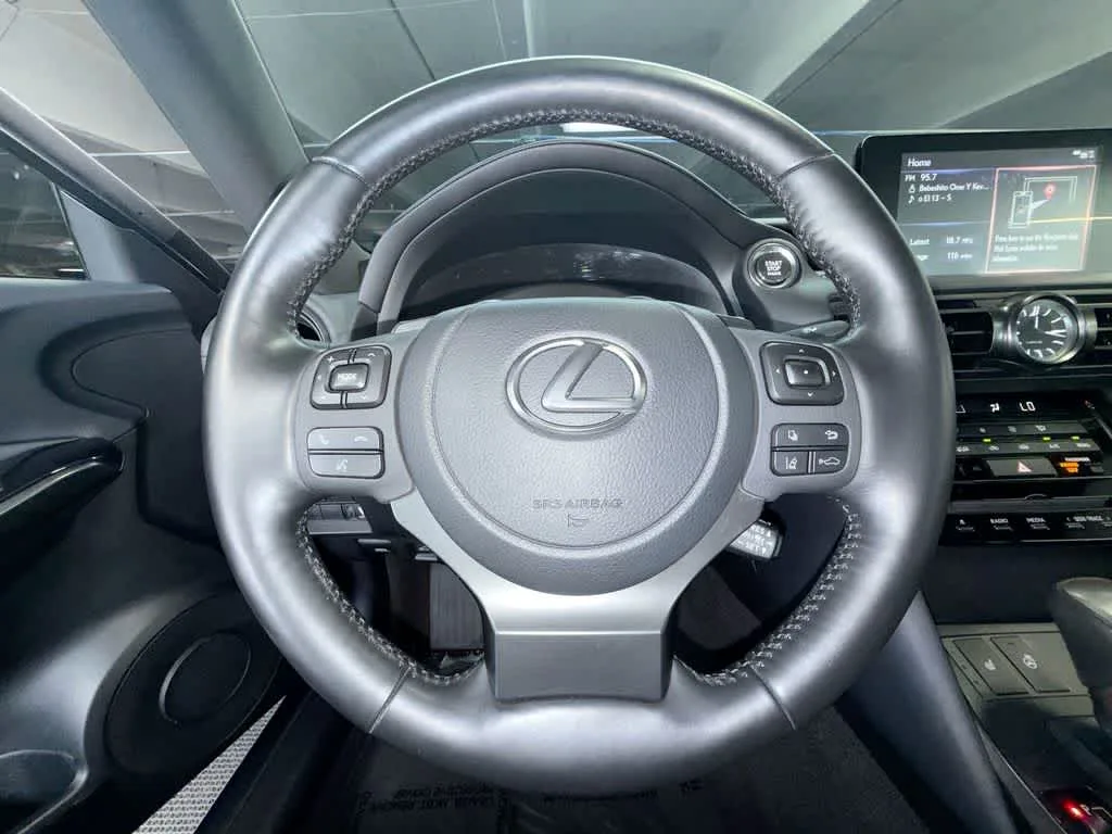2025 Lexus IS 350 F SPORT Design photo 15