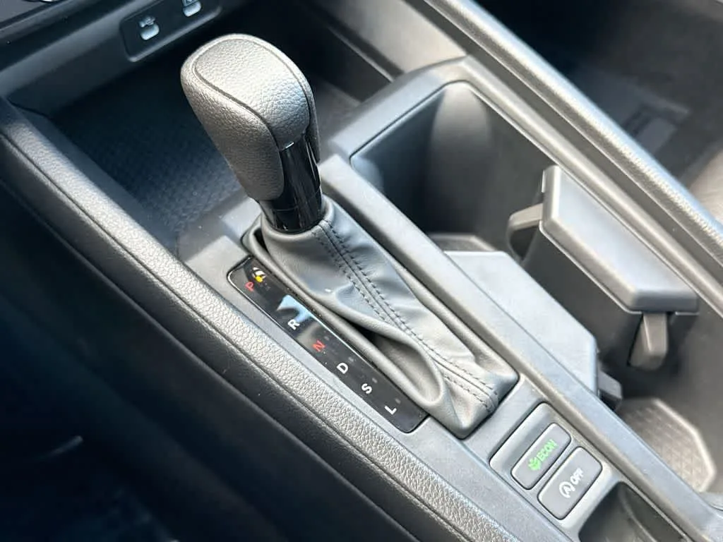 2025 Honda Accord SE photo 20