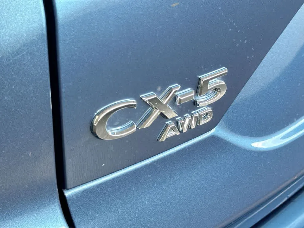 2024 Mazda CX-5 2.5 S Preferred Package photo 10