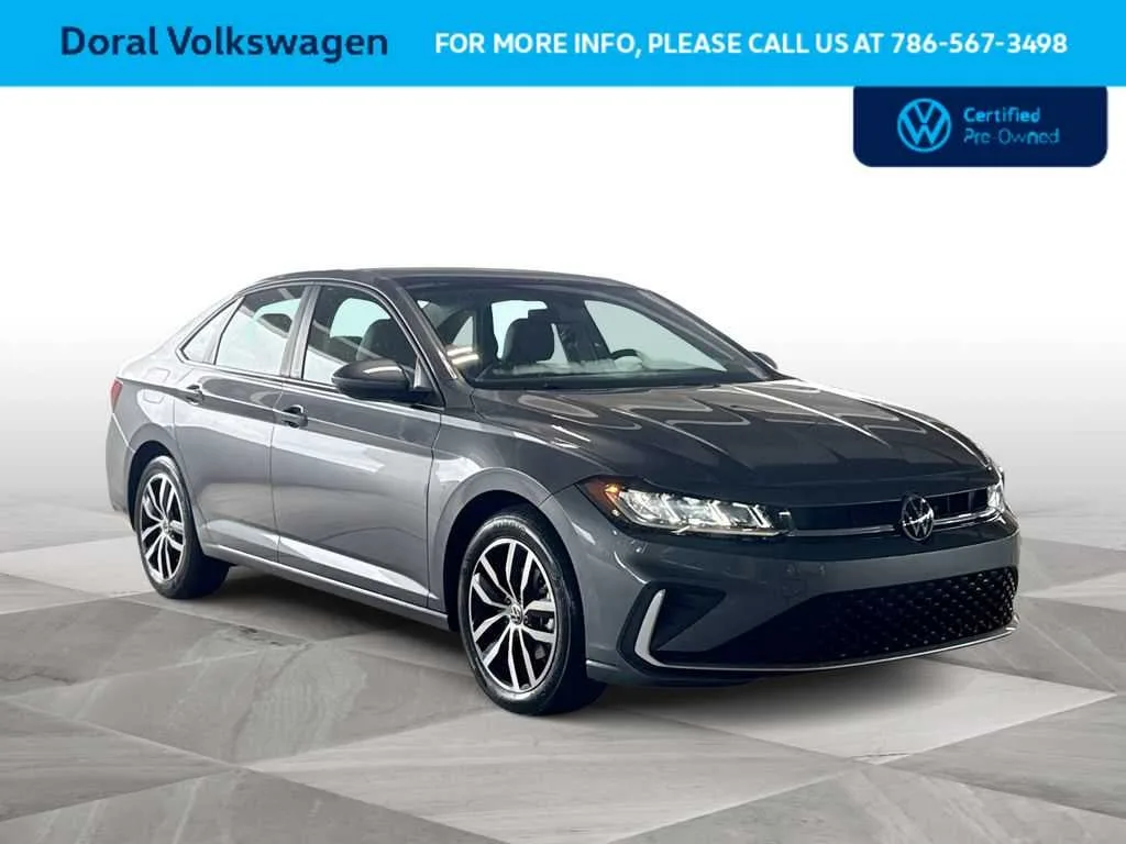 2025 Volkswagen Jetta SE photo 2