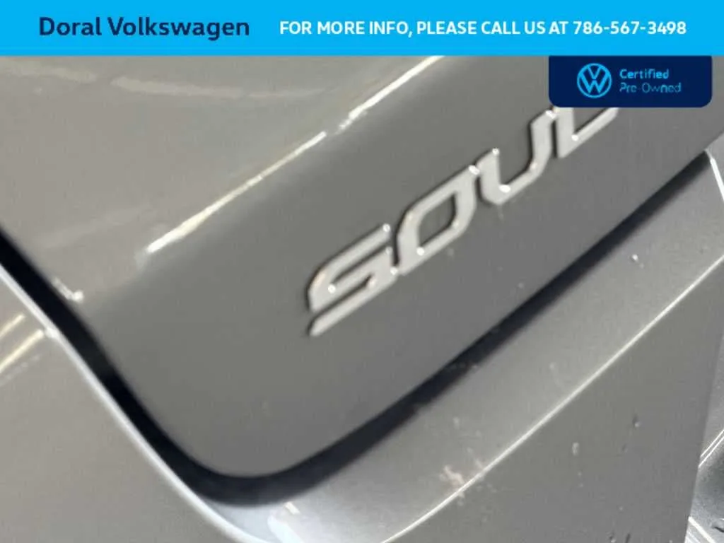 2024 Kia Soul EX photo 10