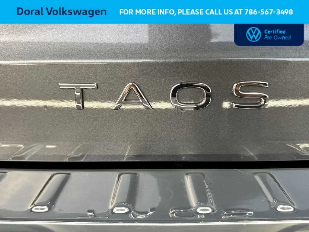 2024 Volkswagen Taos SE photo 13