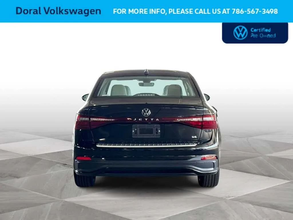 2025 Volkswagen Jetta SE photo 7
