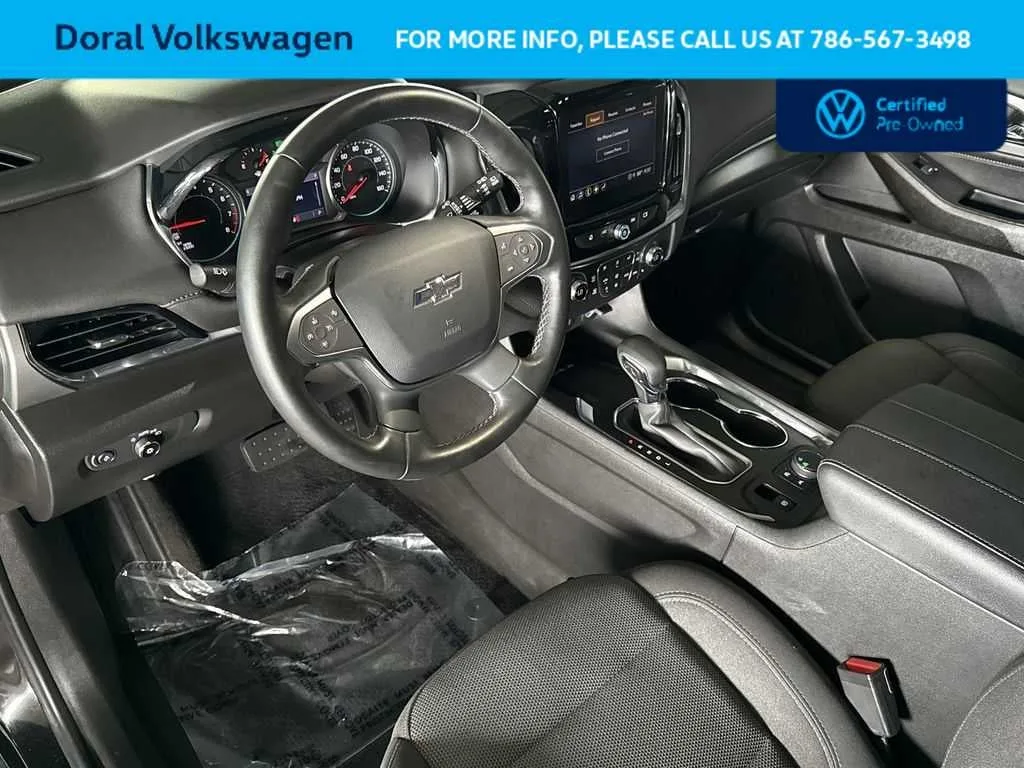 2023 Chevrolet Traverse LT Cloth photo 13