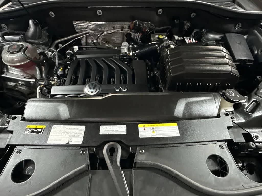 2023 Volkswagen Atlas Cross Sport 3.6L V6 SE w/Technology photo 12