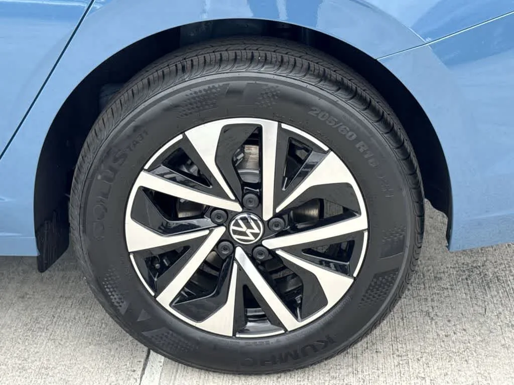 2025 Volkswagen Jetta S photo 17