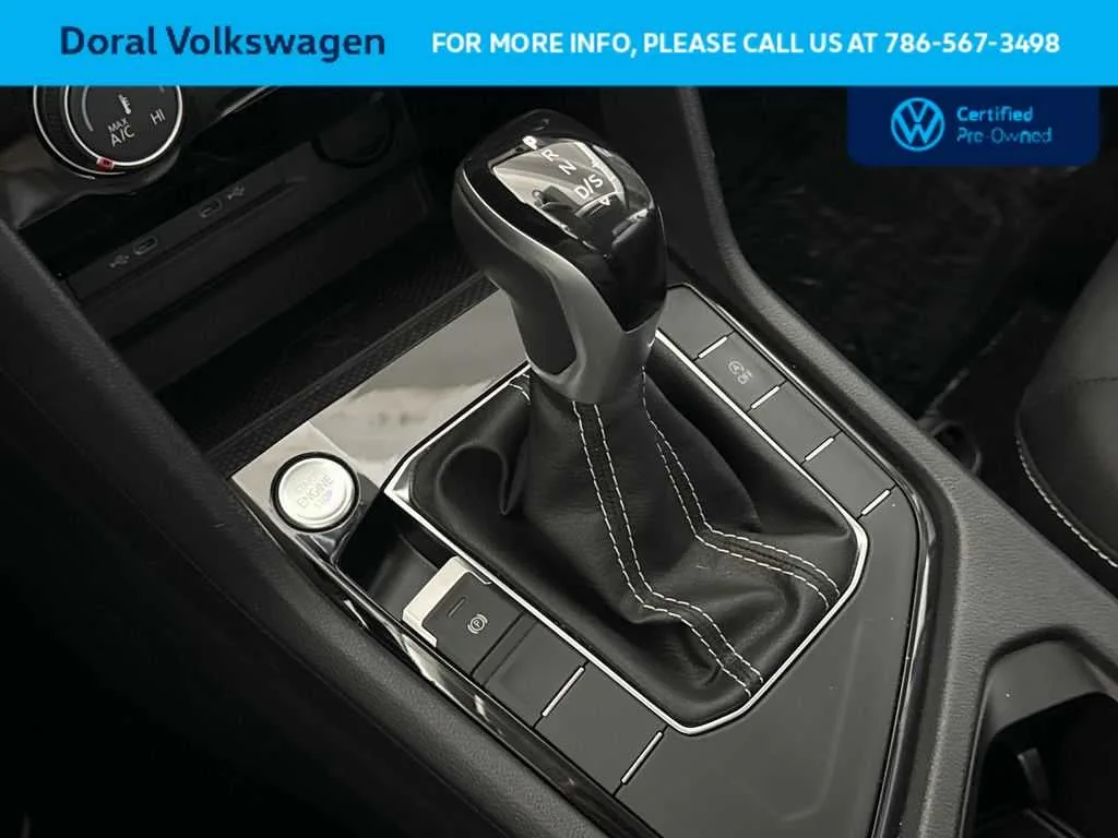 2023 Volkswagen Taos SE photo 21