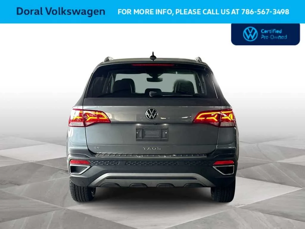 2023 Volkswagen Taos SE photo 7