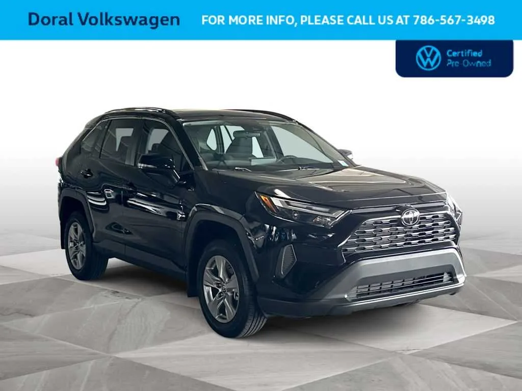 2025 Toyota RAV4 XLE photo 2