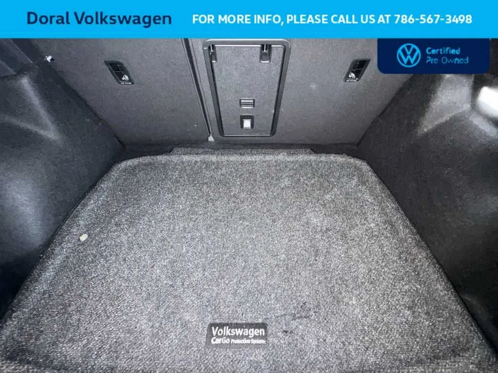 2024 Volkswagen Taos SE photo 25