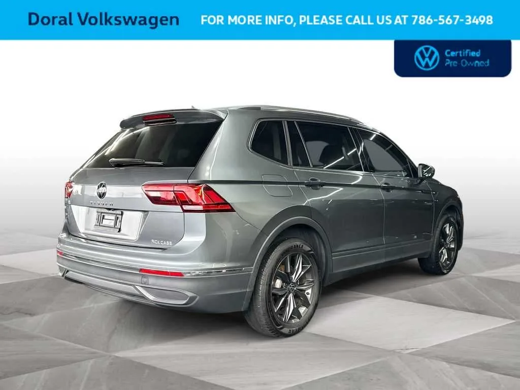 2023 Volkswagen Tiguan SE photo 8