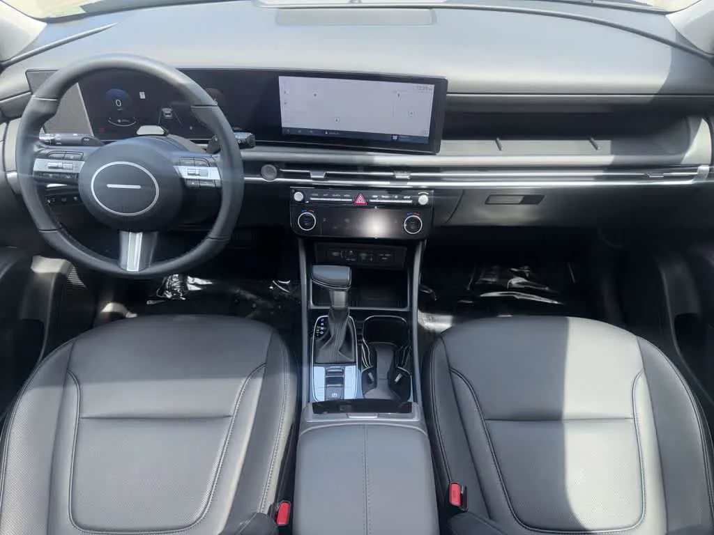 2025 Hyundai Tucson SEL Convenience photo 24