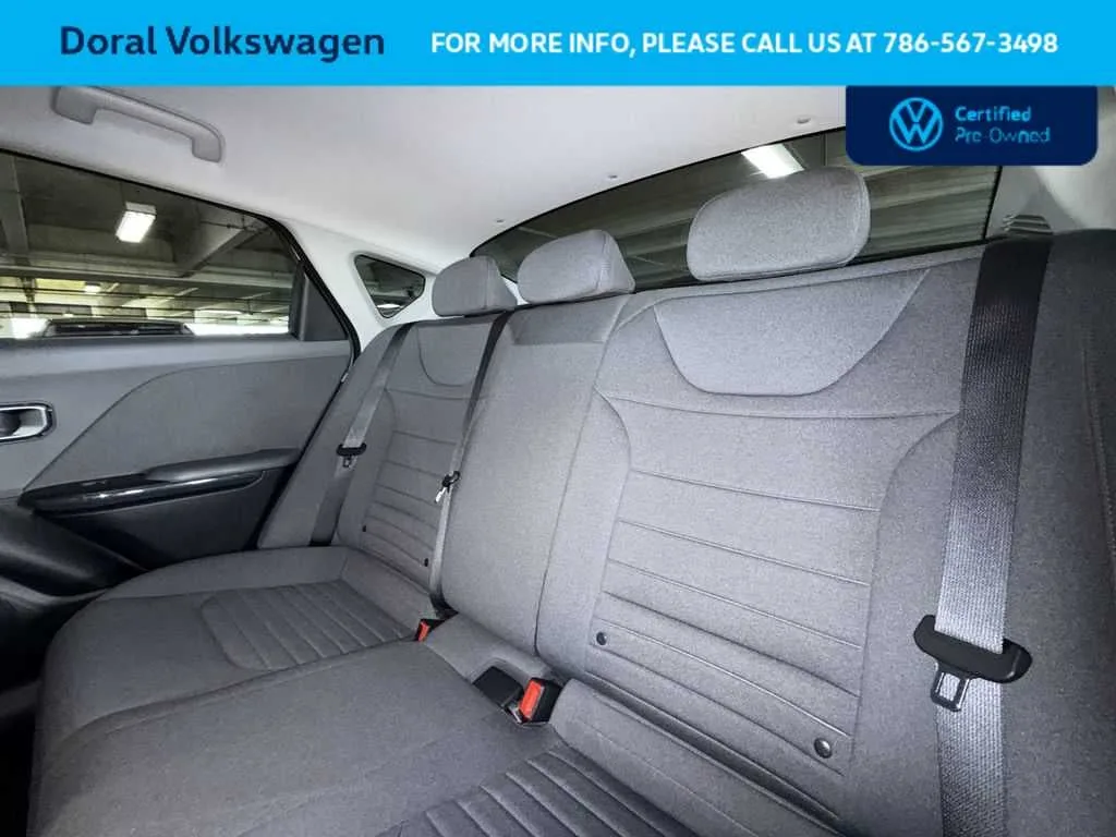 2025 Kia K4 EX photo 22