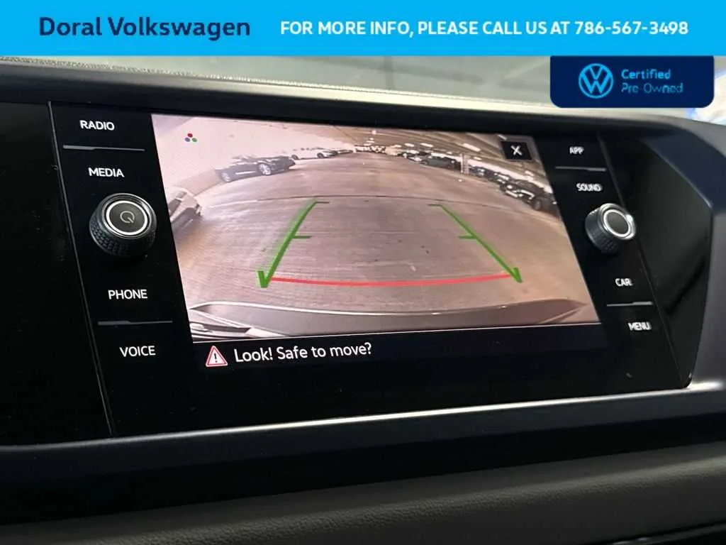 2022 Volkswagen Taos SE photo 19