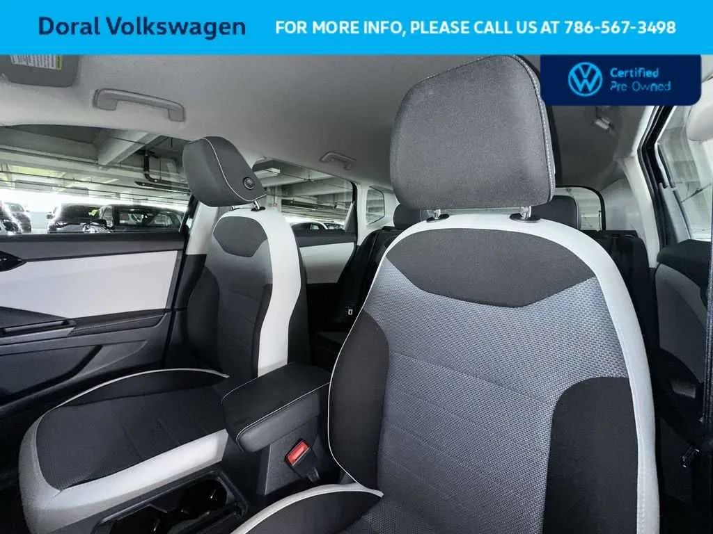 2025 Volkswagen Taos S photo 14
