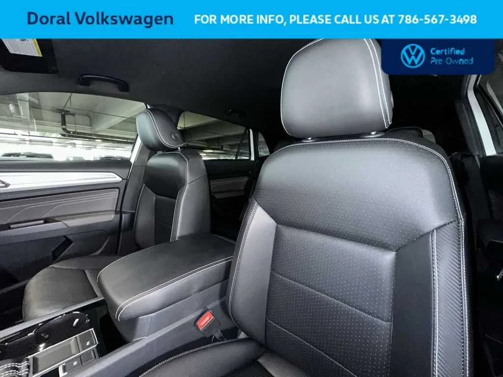 2023 Volkswagen Atlas Cross Sport 2.0T SE w/Technology photo 14