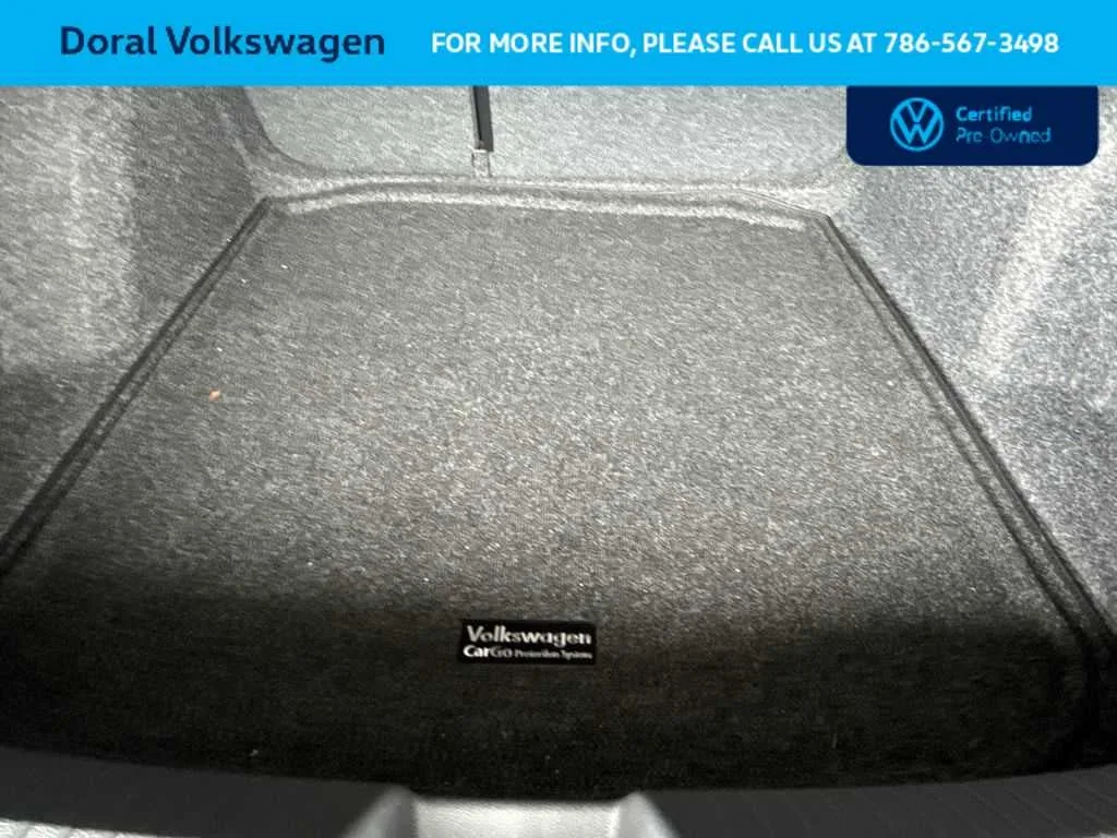2025 Volkswagen Jetta SE photo 25