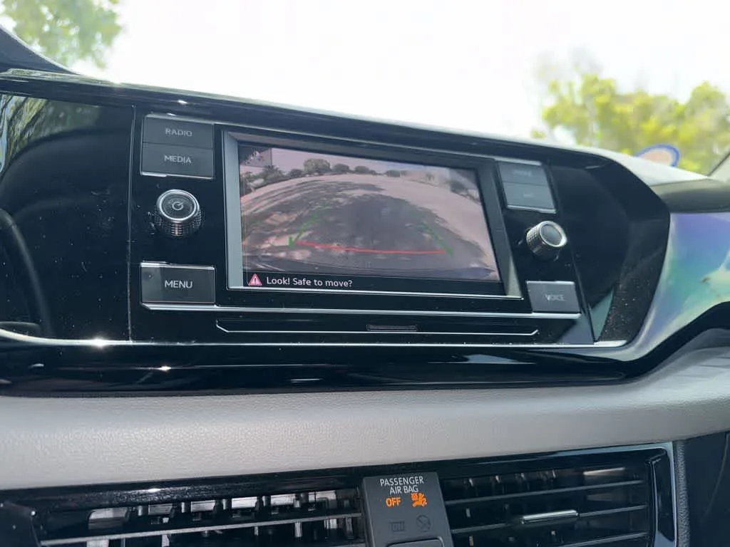 2024 Volkswagen Taos S photo 19