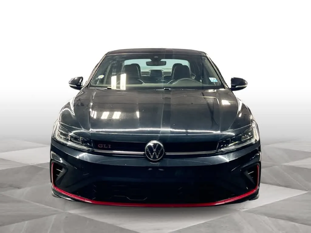 2025 Volkswagen Jetta GLI Autobahn photo 3