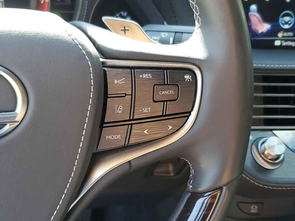2018 Lexus LS 500 Base photo 24