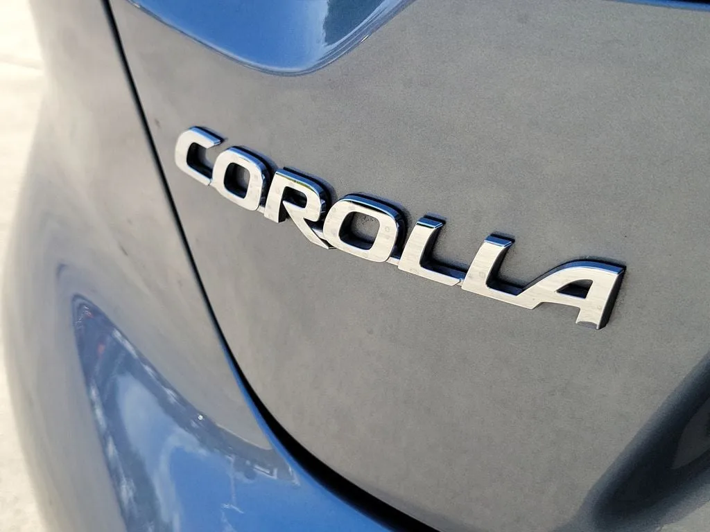 2024 Toyota Corolla SE photo 7