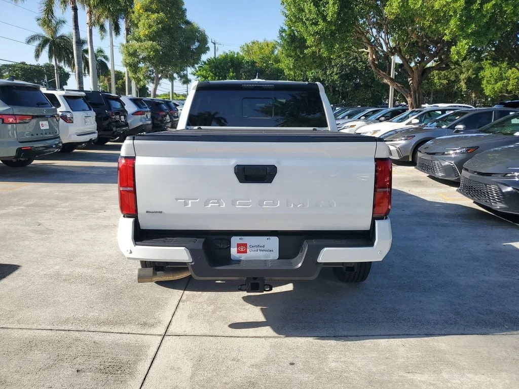 2024 Toyota Tacoma SR5 photo 5