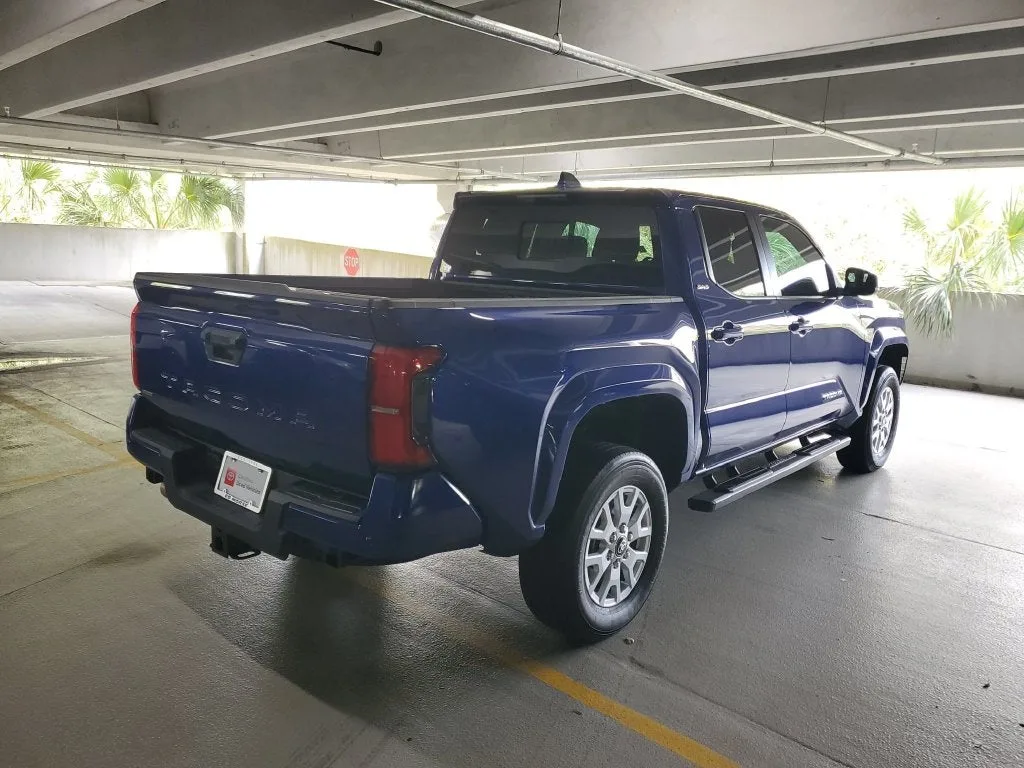 2024 Toyota Tacoma SR5 photo 4