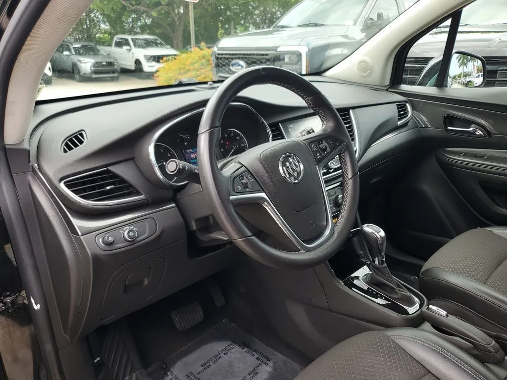 2020 Buick Encore Preferred photo 20