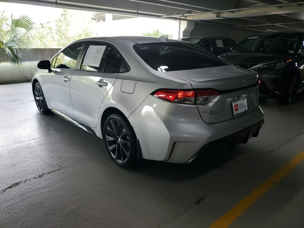 2026 Toyota Corolla SE photo 6